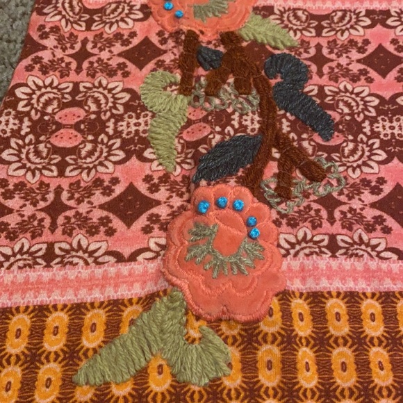 Sundance size small long sleeve T-shirt - Picture 4 of 9